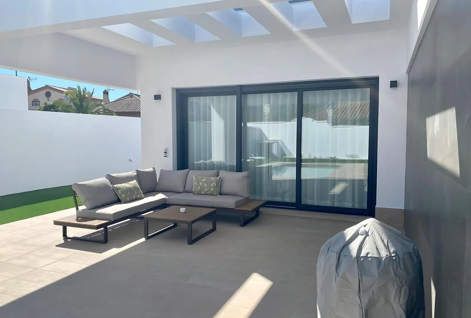 Villa Tres Mares 诺沃桑克蒂佩特里 0*,  西班牙