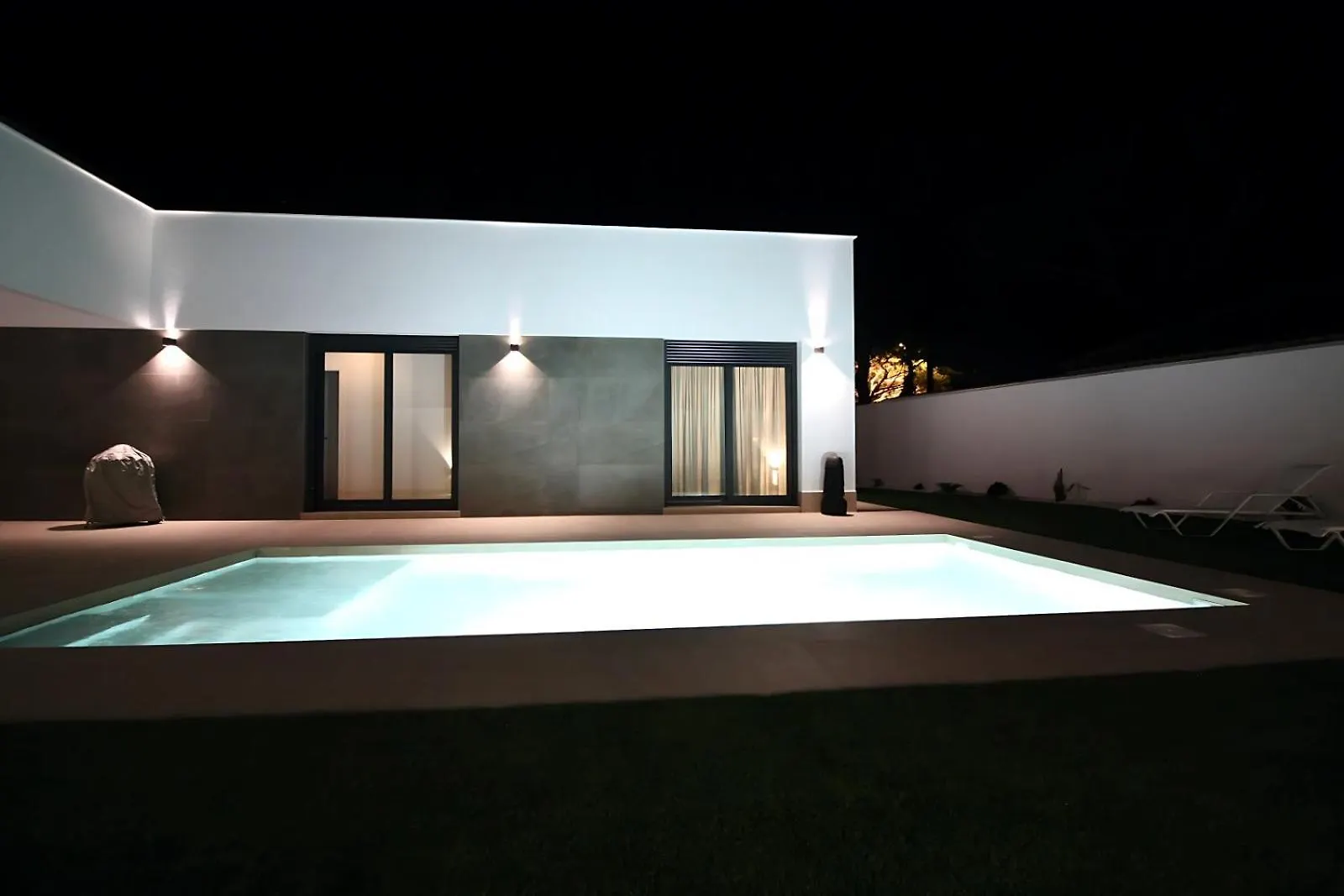 Villa Tres Mares 诺沃桑克蒂佩特里 西班牙